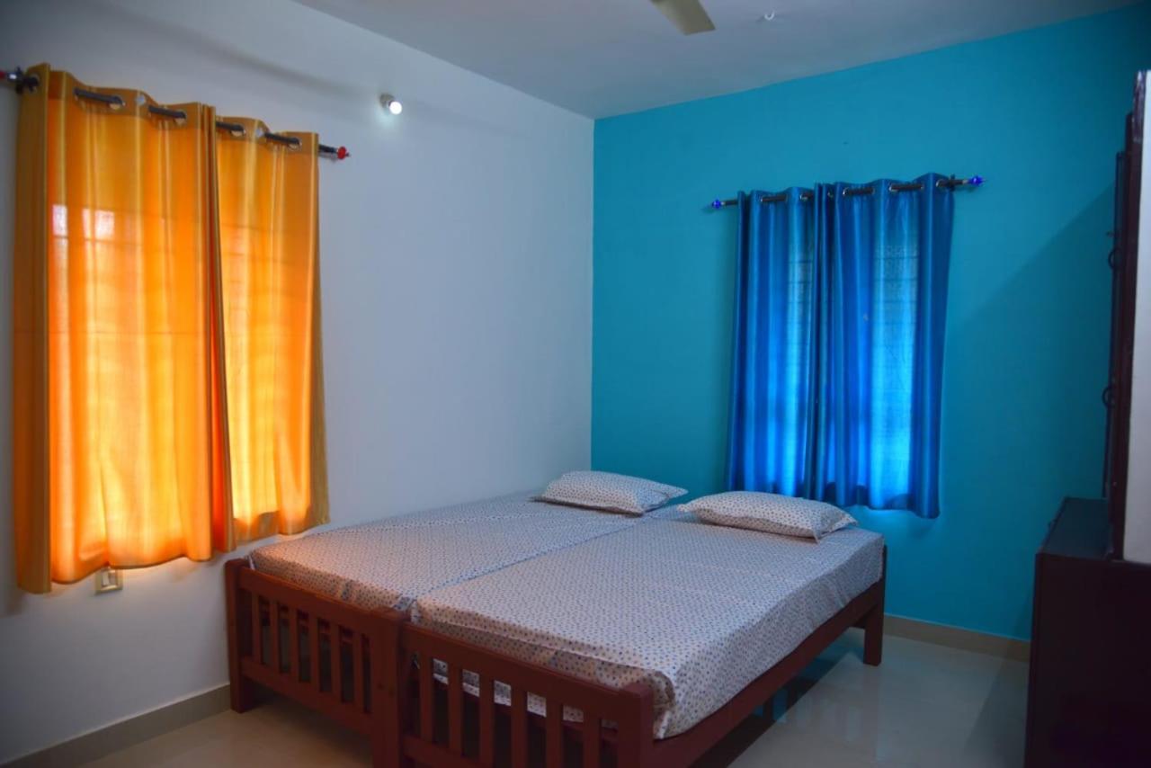 Aqua Green Home Stay Munroe Island Exterior photo